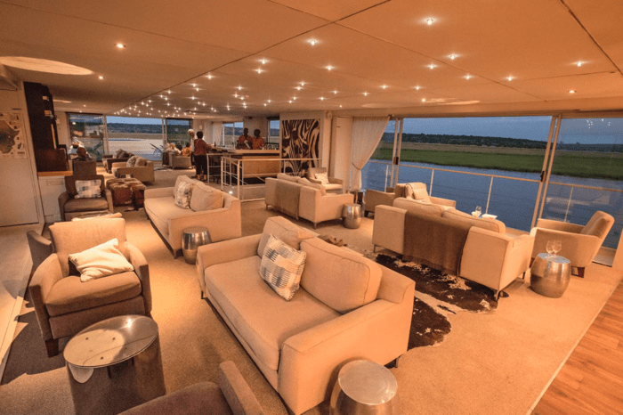 Entertainment on Zambezi Queen